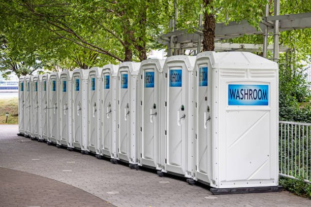 Best Portable restroom trailer rental  in Bernalillo, NM
